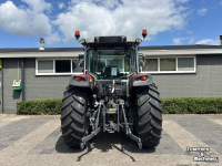 Tractor / Trekker Massey Ferguson 5M.125 Dyna-4 Essential