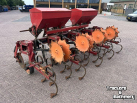 Schoffelmachine / Schoffelbalk Kongskilde 4 x 75 Mais schoffelapparaat