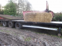 Getrokken truck-aanhanger  32 ton l.v.