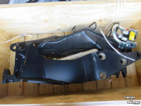 Front-laders Hydrac Voorladersteunen NewH T5 Case-IH Farmall Steyr Multi Parts nr:718195002