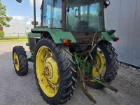 Tractor / Trekker John Deere 3040 4WD