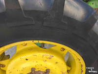Tractor / Trekker John Deere 3040 4WD