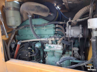 Shovel / Wiellader / Kniklader  ljungby maskin L14