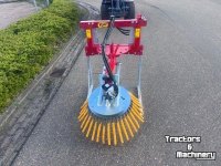 Shovel / Wiellader / Kniklader Kemp Kemp Onkruidborstel mechanisch zwenkbaar