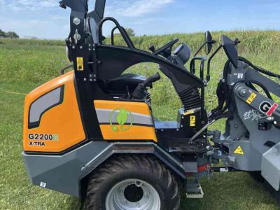 Shovel / Wiellader / Kniklader Giant G 2200 E X-TRA
