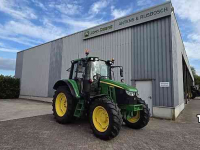Tractor / Trekker John Deere 6090M