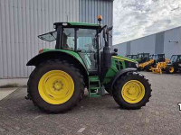 Tractor / Trekker John Deere 6090M