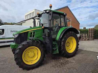 Tractor / Trekker John Deere 6090M