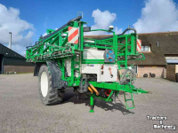Getrokken Veldspuit CHD F3033