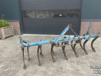 Cultivator Lemken 13 tands vaste tand cultivator woeler met drukrol