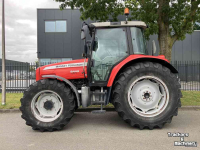 Tractor / Trekker Massey Ferguson 5445 Dyna-4