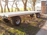 Vierwielige wagen / Landbouwwagen  Vierwielige wagen