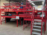 Stortbak Tong Peal Caretaker