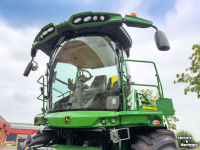 Veldhakselaar John Deere 8400