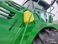 Veldhakselaar John Deere hakselaar 8200i