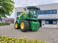 Veldhakselaar John Deere hakselaar 8200i