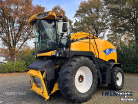 Veldhakselaar New Holland FR 9040 hakselaar