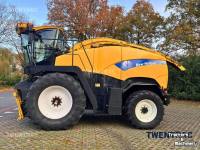 Veldhakselaar New Holland FR 9040 hakselaar
