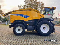 Veldhakselaar New Holland FR 9040 hakselaar