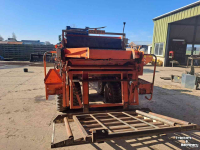 Bollenrooier Nobels 3 BC getrokken rooimachine op spoor 1.800 mm.