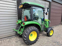 Compact tractor John Deere 3033R compact tractor smalspoor hydrostaat tuin en park communal kleine trekker mini