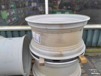 Wielen, Banden, Velgen & Afstandsringen Valtra velgen DW18x38  8-gaats