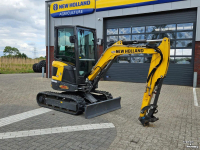 Mini-graver / Mini-graafmachine New Holland E25D minikraan