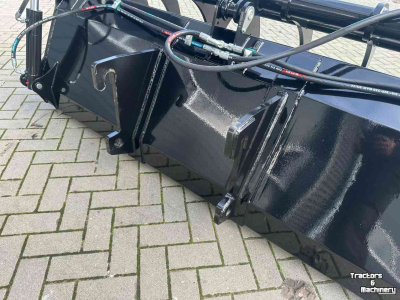 Pelikaanbak / Pelikaangrijper Hemach Silagegrijper / Pelikaanbak  Giant aankoppeling