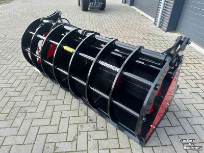 Pelikaanbak / Pelikaangrijper Hemach Silagegrijper / Pelikaanbak  Giant aankoppeling