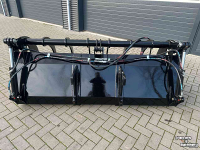 Pelikaanbak / Pelikaangrijper Hemach Silagegrijper / Pelikaanbak  Giant aankoppeling