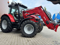Tractor / Trekker Massey Ferguson 5711 SL Dyna- 4 Efficiënt met voorlader
