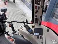 Tractor / Trekker Massey Ferguson 5711 SL Dyna- 4 Efficiënt met voorlader
