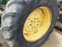 Wielen, Banden, Velgen & Afstandsringen Firestone 460/85R34 (18.4R34) & BKT 7.50-18
