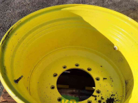 Wielen, Banden, Velgen & Afstandsringen John Deere 20x32