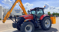   IH Puma 200 CVXDrive met Herder