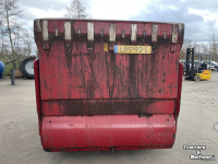 Voerverdeelwagen  / Voerdoseerwagen Strautmann UBVW
