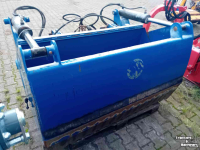Kuilhapper AP NP 1600 HA-IB Kuilhapper met afschuiver en inzetbak