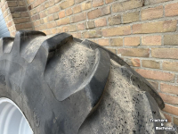 Wielen, Banden, Velgen & Afstandsringen Firestone 420/85R28<>520/85R38