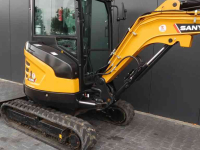Rupskraan / Graafmachine op rupsen Sany SY26U