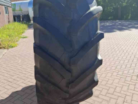 Wielen, Banden, Velgen & Afstandsringen Trelleborg 710/70 r42 tm900