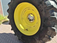 Wielen, Banden, Velgen & Afstandsringen Trelleborg 710/70 r42 tm900