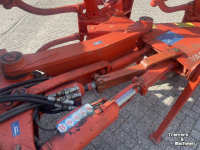 Ploegen Kuhn PLOEG KUHN VARIMASTER 121 4ET