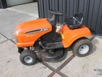 Zitmaaier Husqvarna LT131 zitmaaier maaitrekker gazonmaaier