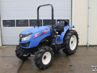 Compact tractor Iseki TLE4550 mechanisch handgeschakelde compacttrekker tuinbouwtractor trekkerbanden