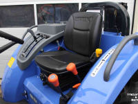 Compact tractor Iseki TLE4550 mechanisch handgeschakelde compacttrekker tuinbouwtractor trekkerbanden