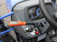Compact tractor Iseki TLE4550 mechanisch handgeschakelde compacttrekker tuinbouwtractor trekkerbanden