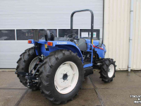 Compact tractor Iseki TLE4550 mechanisch handgeschakelde compacttrekker tuinbouwtractor trekkerbanden