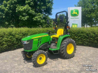 Smalspoor tractor John Deere 3038E