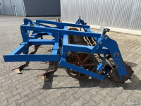 Cultivator  Cultivator met pakkerrol