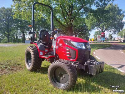 Compact tractor TYM T255h